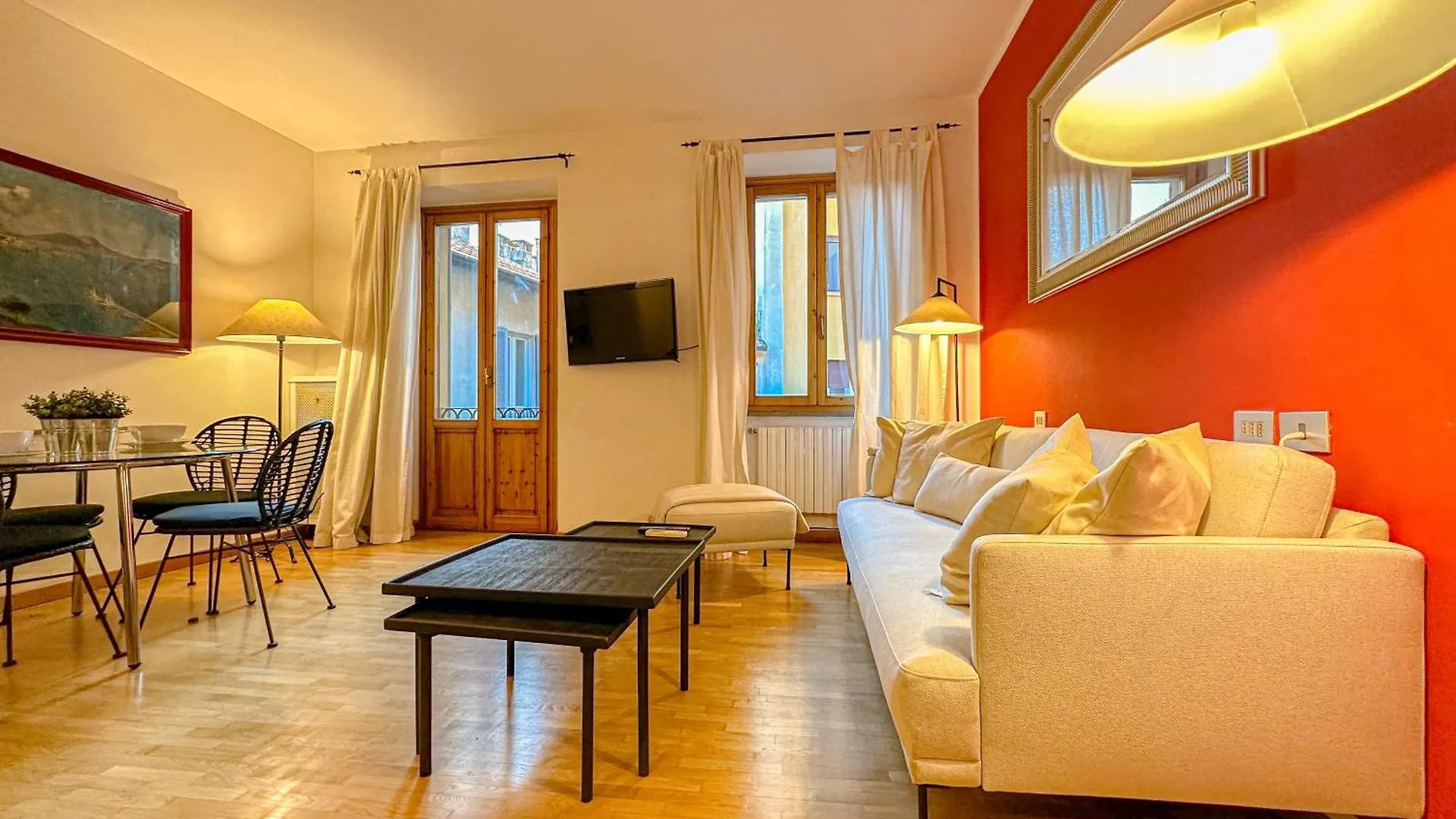 Red81 Suite - 10 Min Dal Duomo - 2 Camere Milan 0*,  Italy